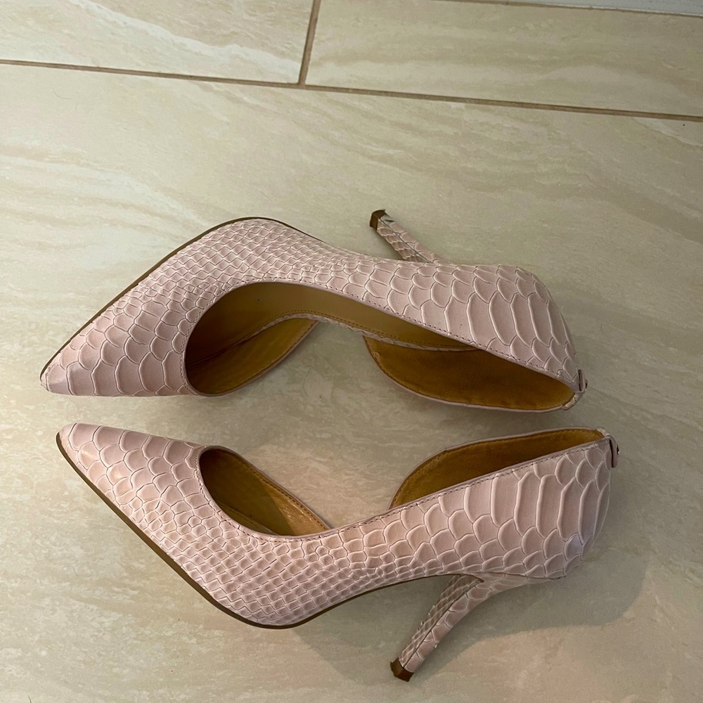 Michael Kors Snakeskin Pumps